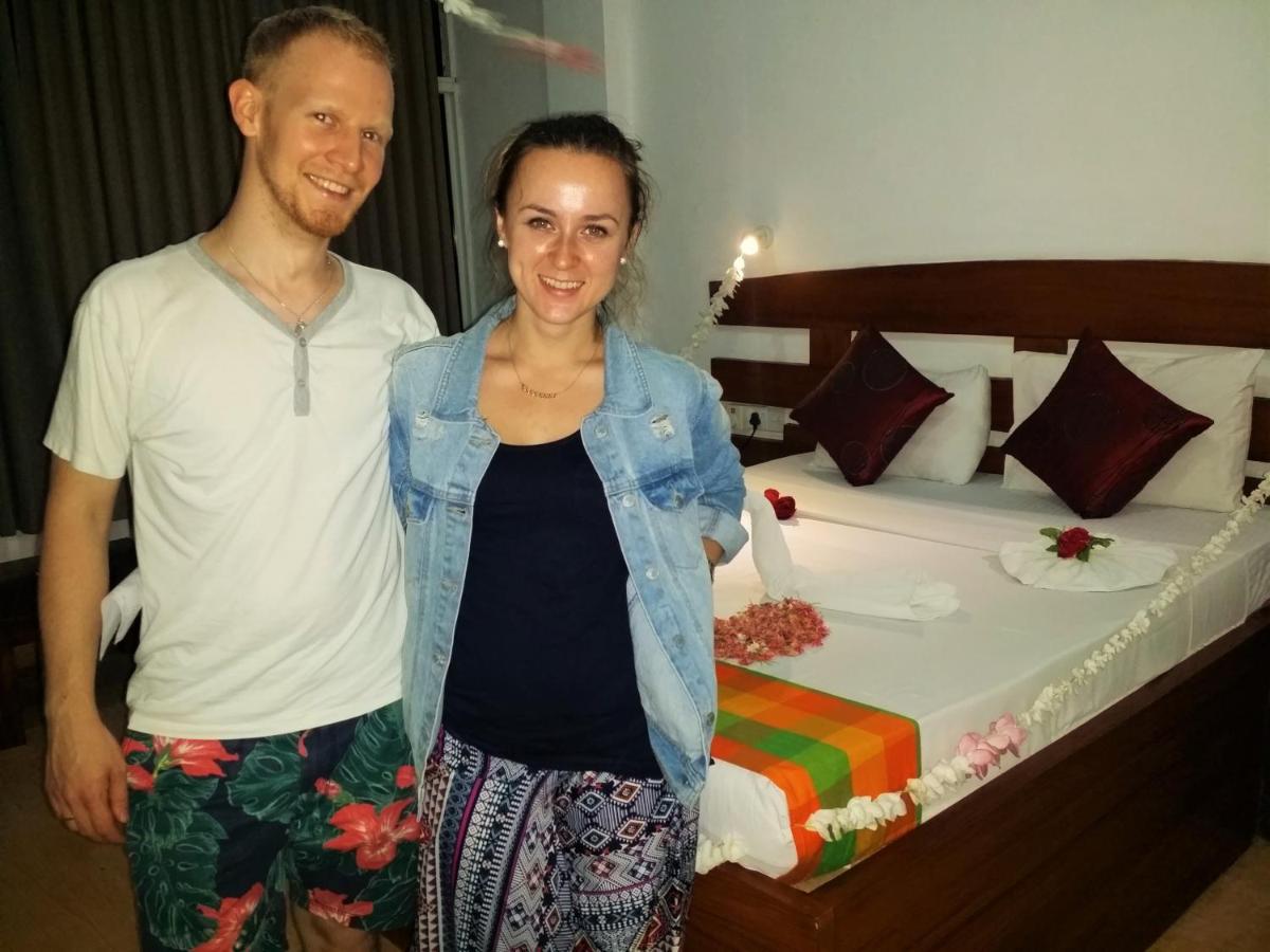 Maple Leaf Hotel Νεγκόμπο Εξωτερικό φωτογραφία